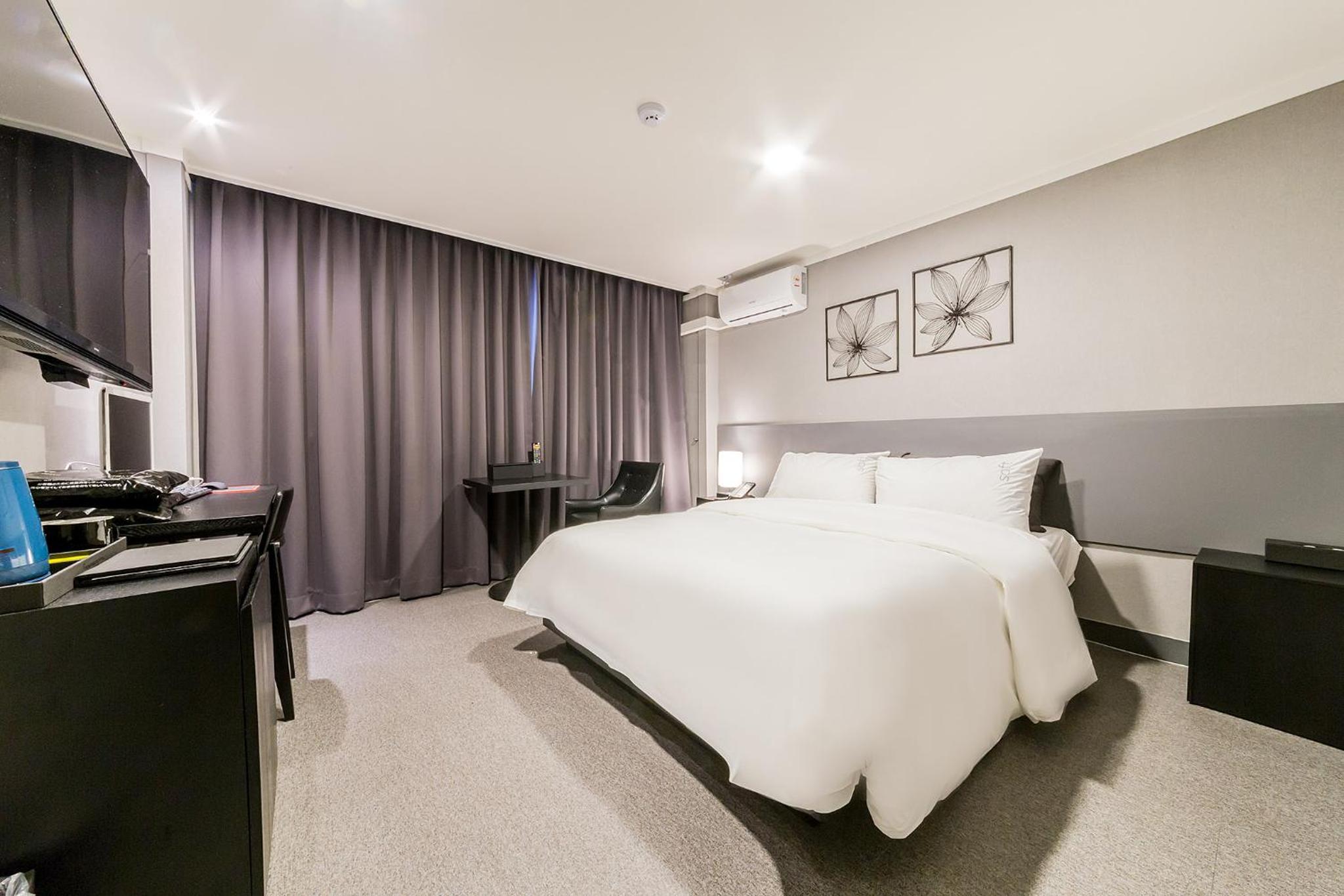 غرفة قياسية بسرير مزدوج، Pyeongtaek Stay Hotel 3/5