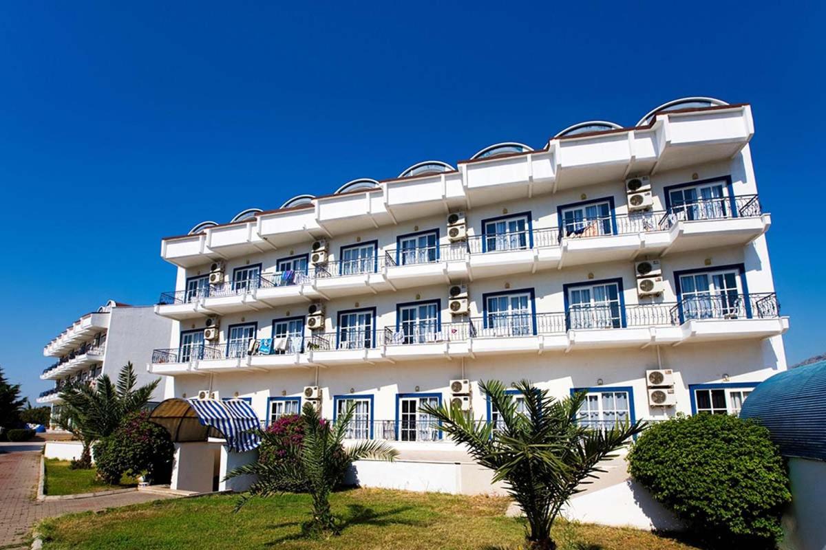 Ares Blue Hotel 1/15