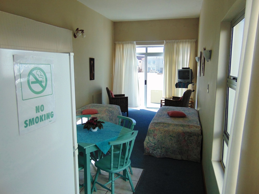 Whale Watchers Inn 28/42