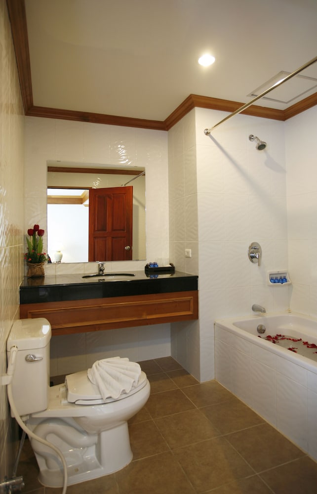 Jiraporn Hill Resort Patong Phuket 58/59