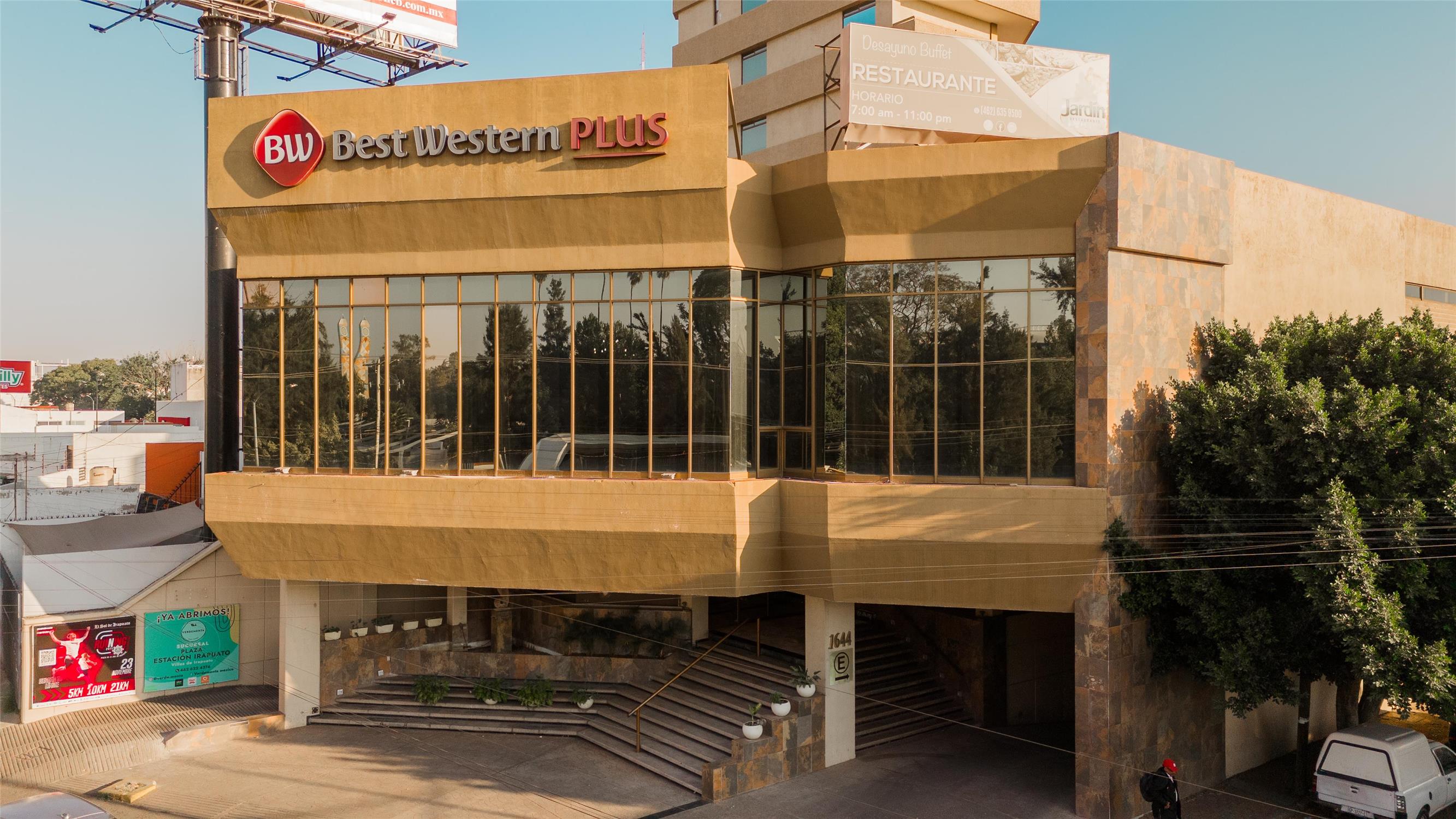 Best Western Plus Plaza Florida & Tower 2/55
