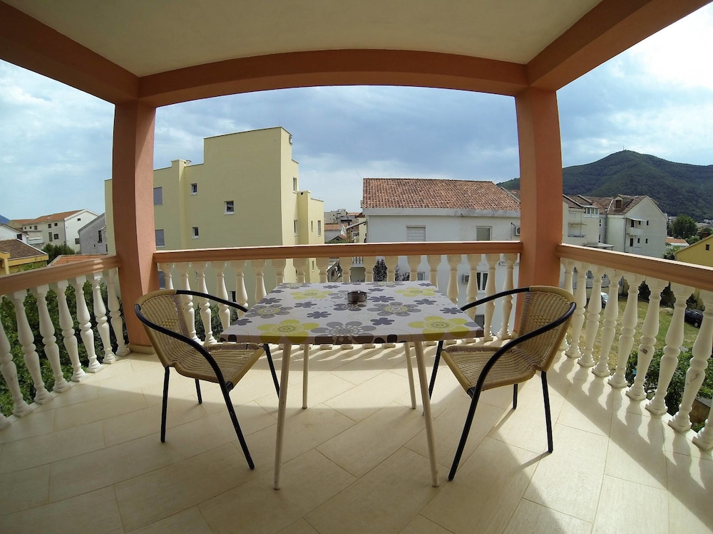 Martinovic Rooms 6/41