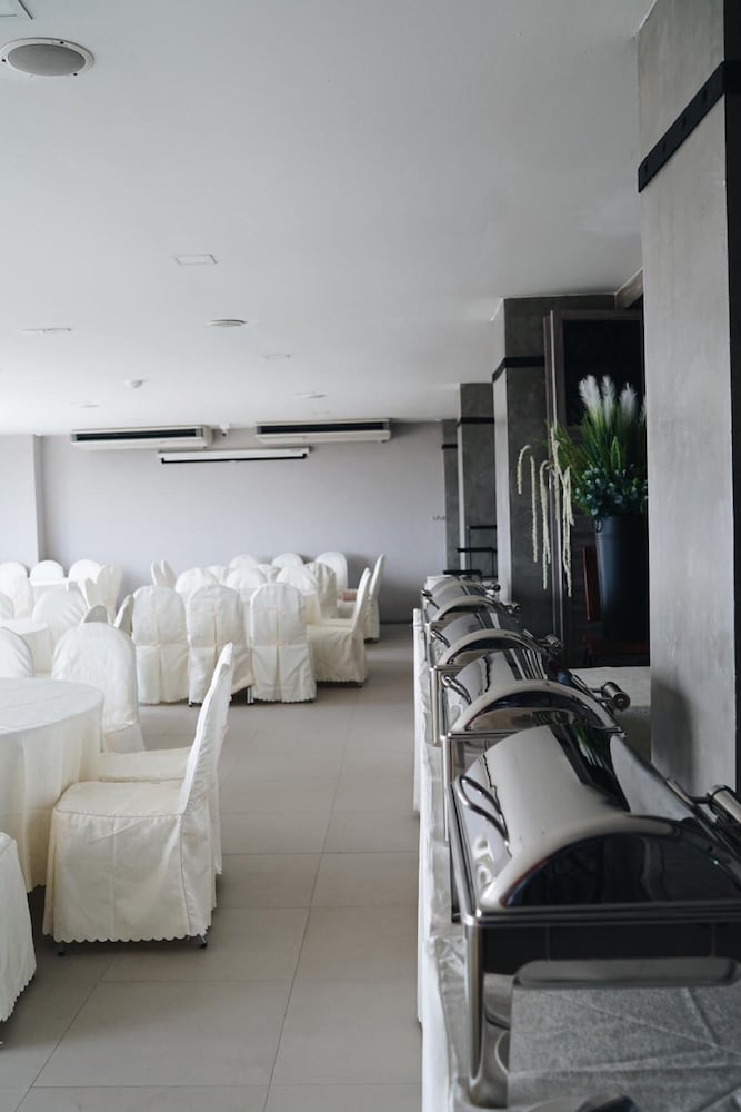 De V Loft Hotel 18/25
