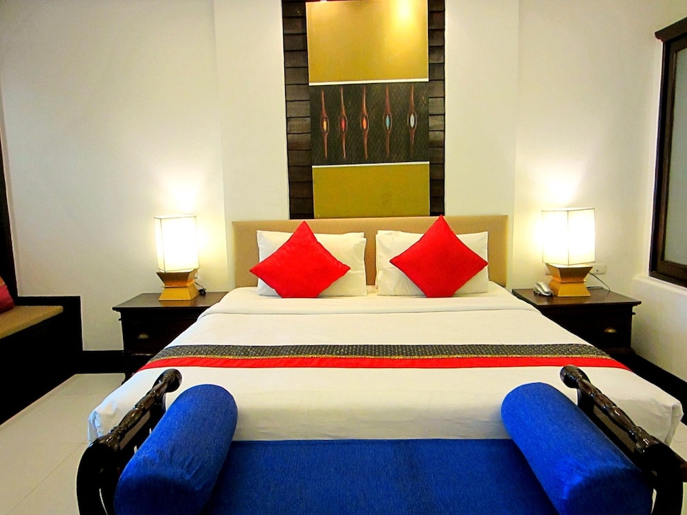 YANTARASRI RESORT 30/67