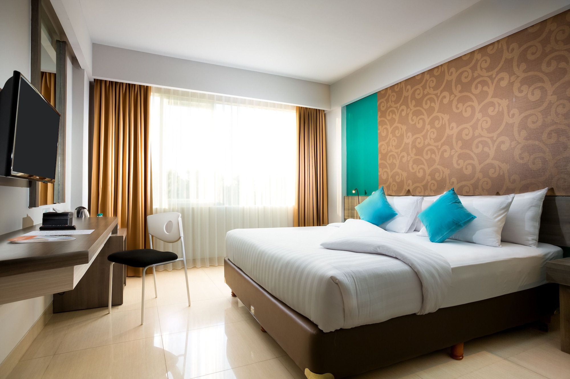 2 BEDROOMS, CONNECTING, SUPERIOR, DOUBLE OR TWIN BED