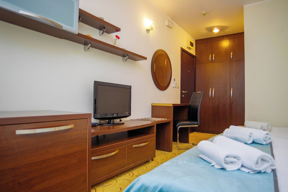 Hotel Odissey 14/27