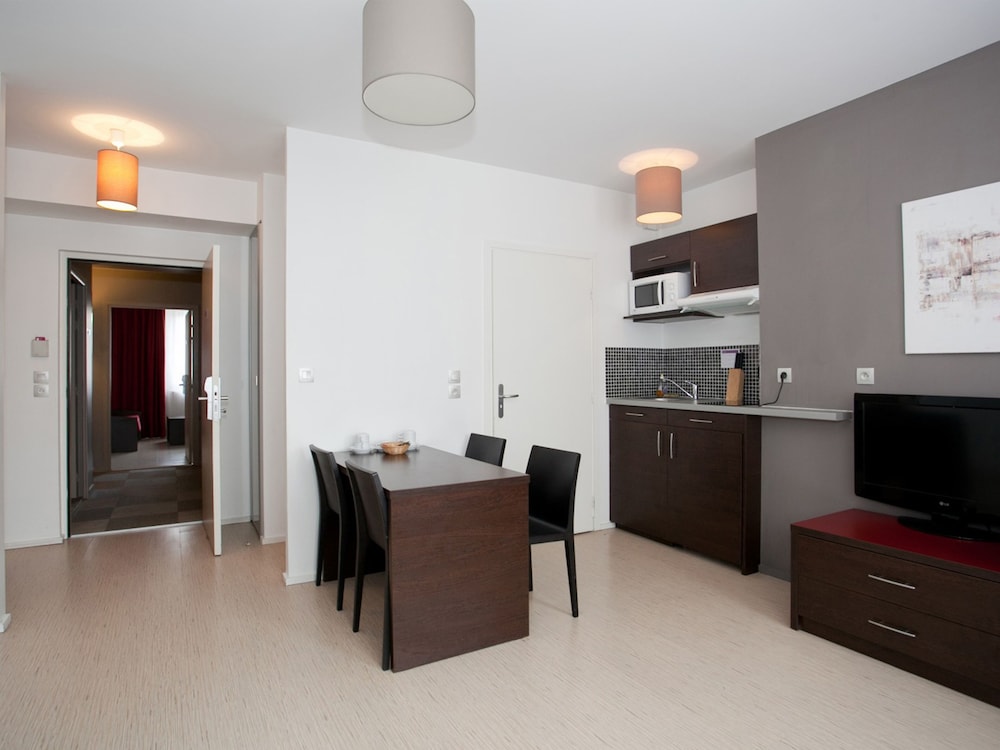 RESIDHOTEL LILLE VAUBAN(FORMERLY COSY S LILLE VAUBAN APARTHOTEL) 52/70