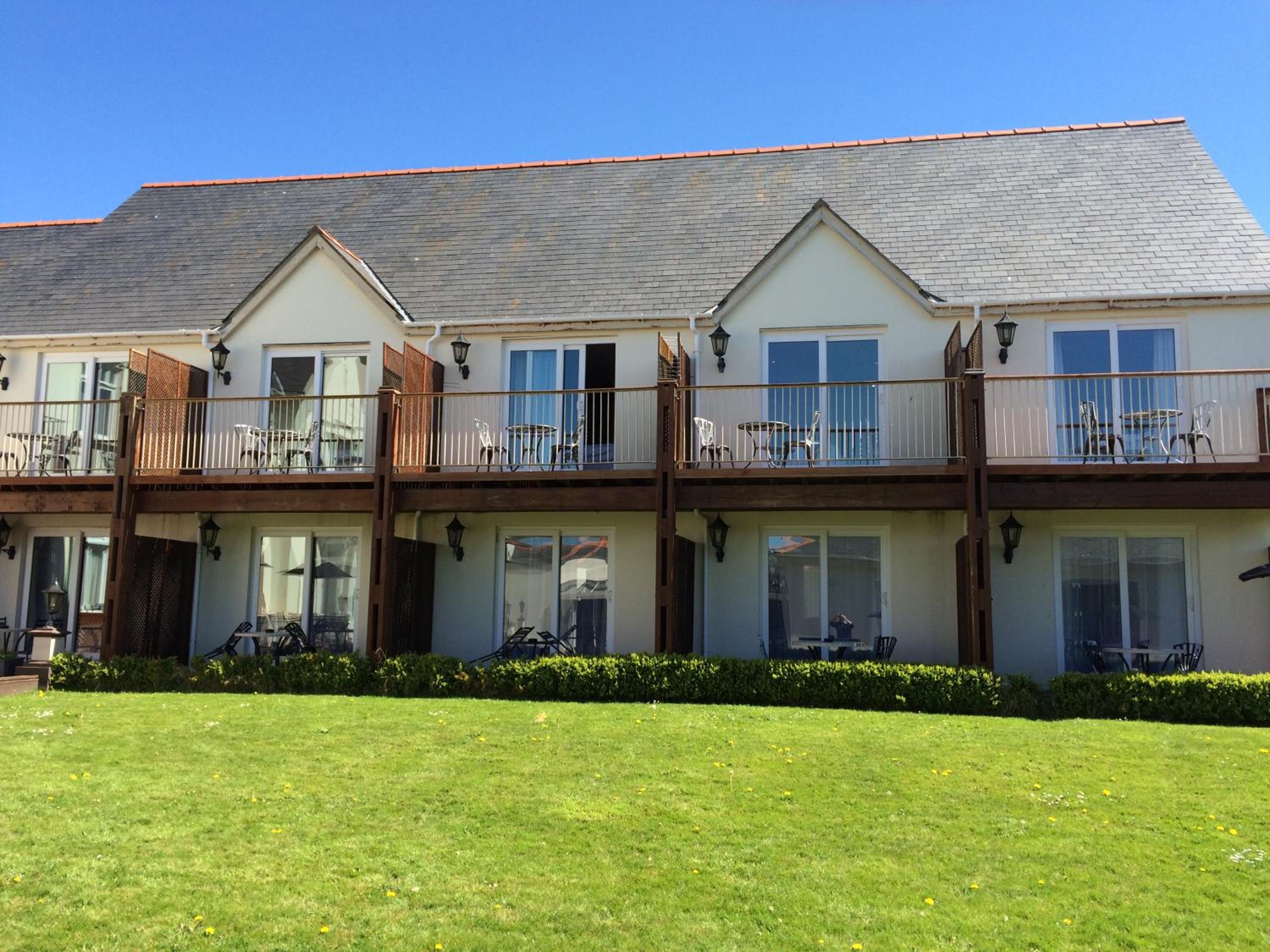 Heywood Spa Hotel 31/37
