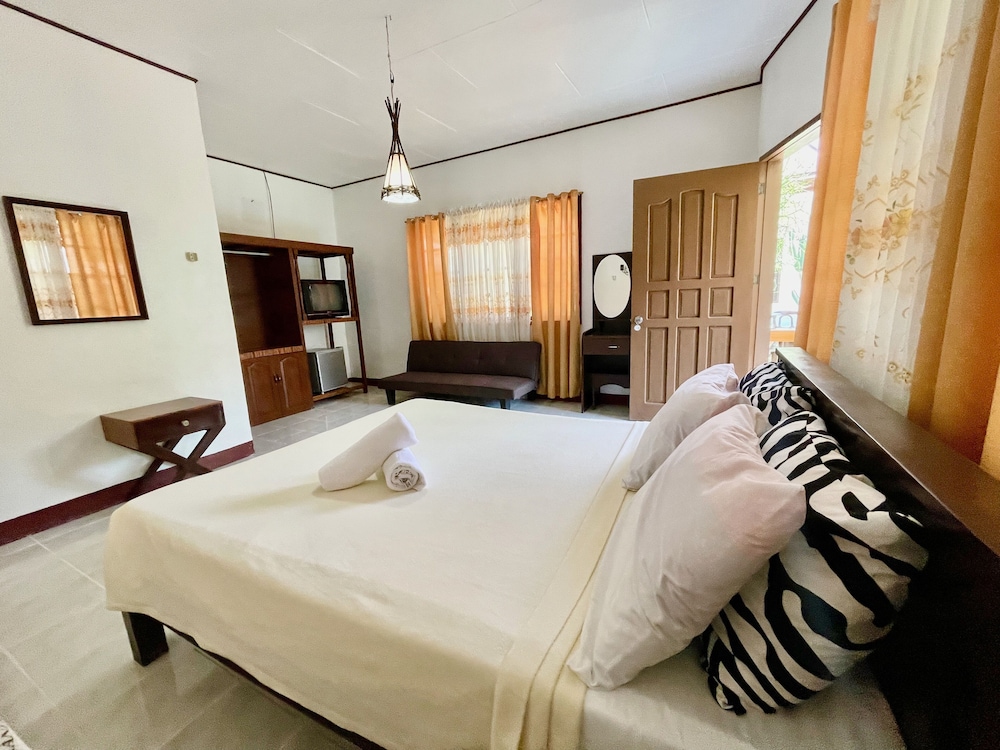 New Eve's Kiosk Dive Resort 27/71