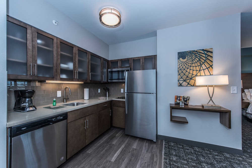 STAYBRIDGE SUITES CHARLESTON - MOUNT PLEASANT 13/60