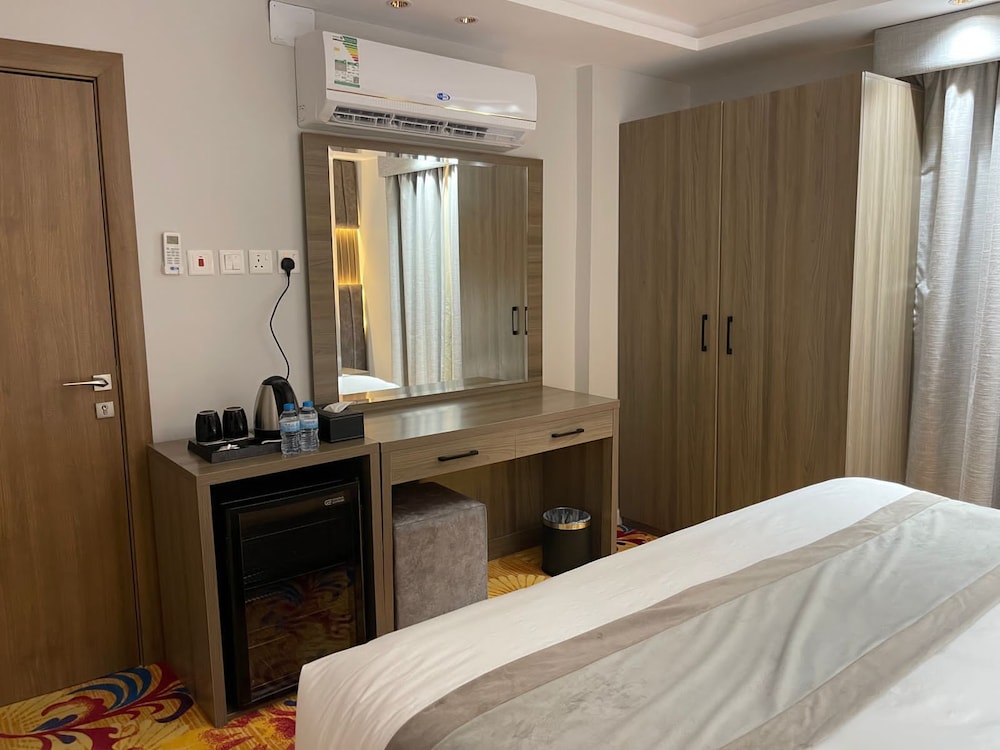 Sweet Land Hotel 28/63