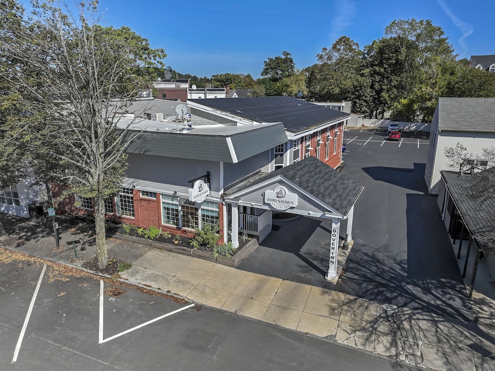 Days Inn By Wyndham Dover 17/24