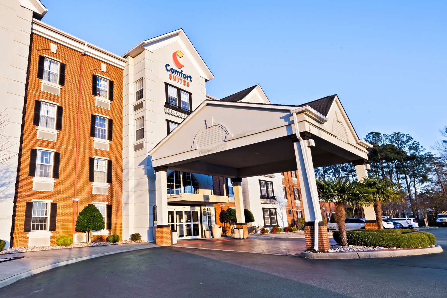 Comfort Suites Newport News Airport VA 42/46