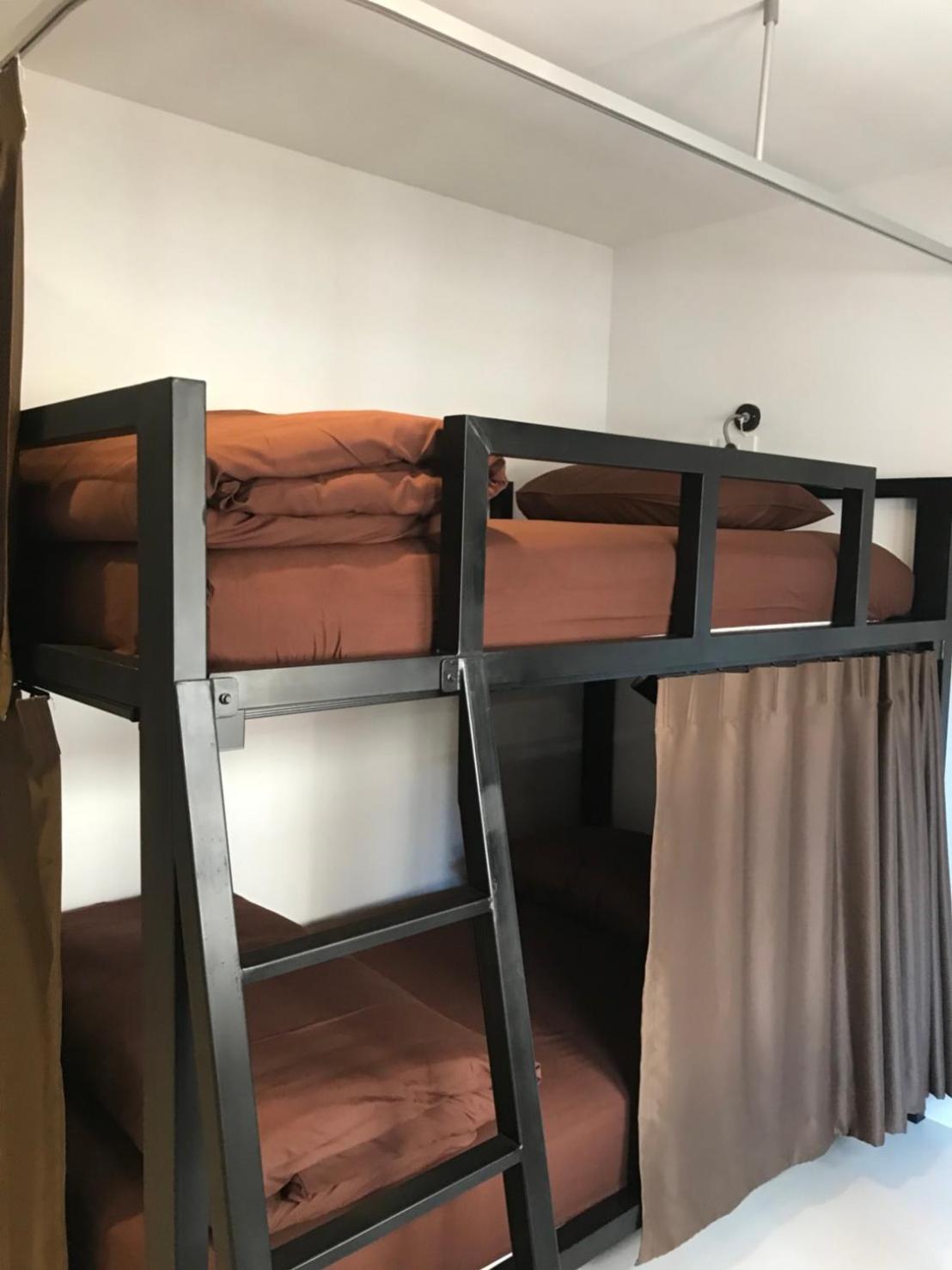 Litera Hostel Adults Only 43/71