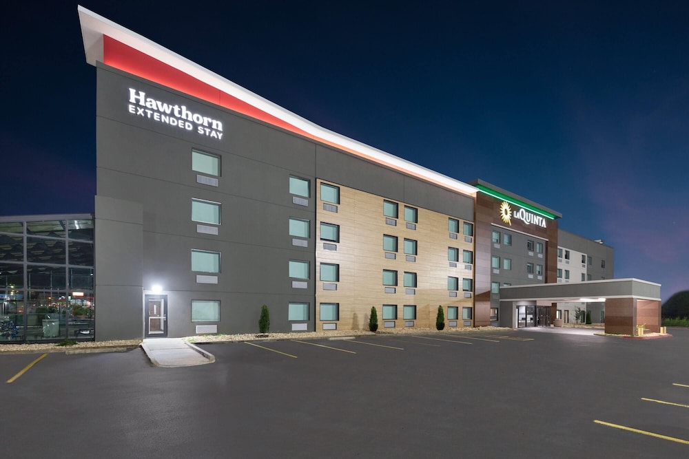 Hawthorn Extended Stay by Wyndham Springdale 1/34