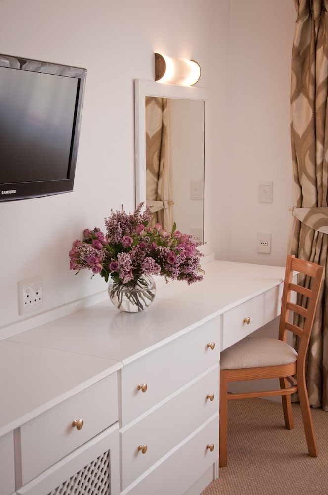 At Winkfield House 24/44