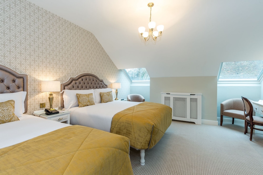 Stauntons on the Green 5/61