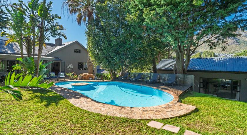 Hout Bay Gem 26/34