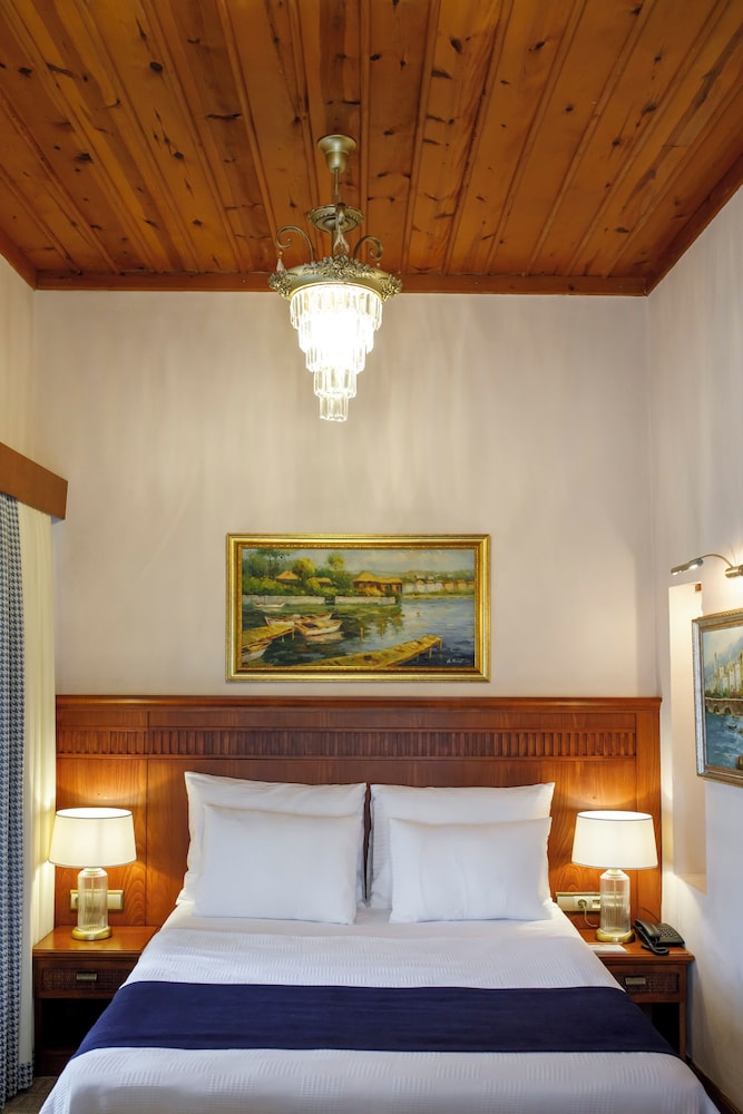 Bosnali Hotel 21/75