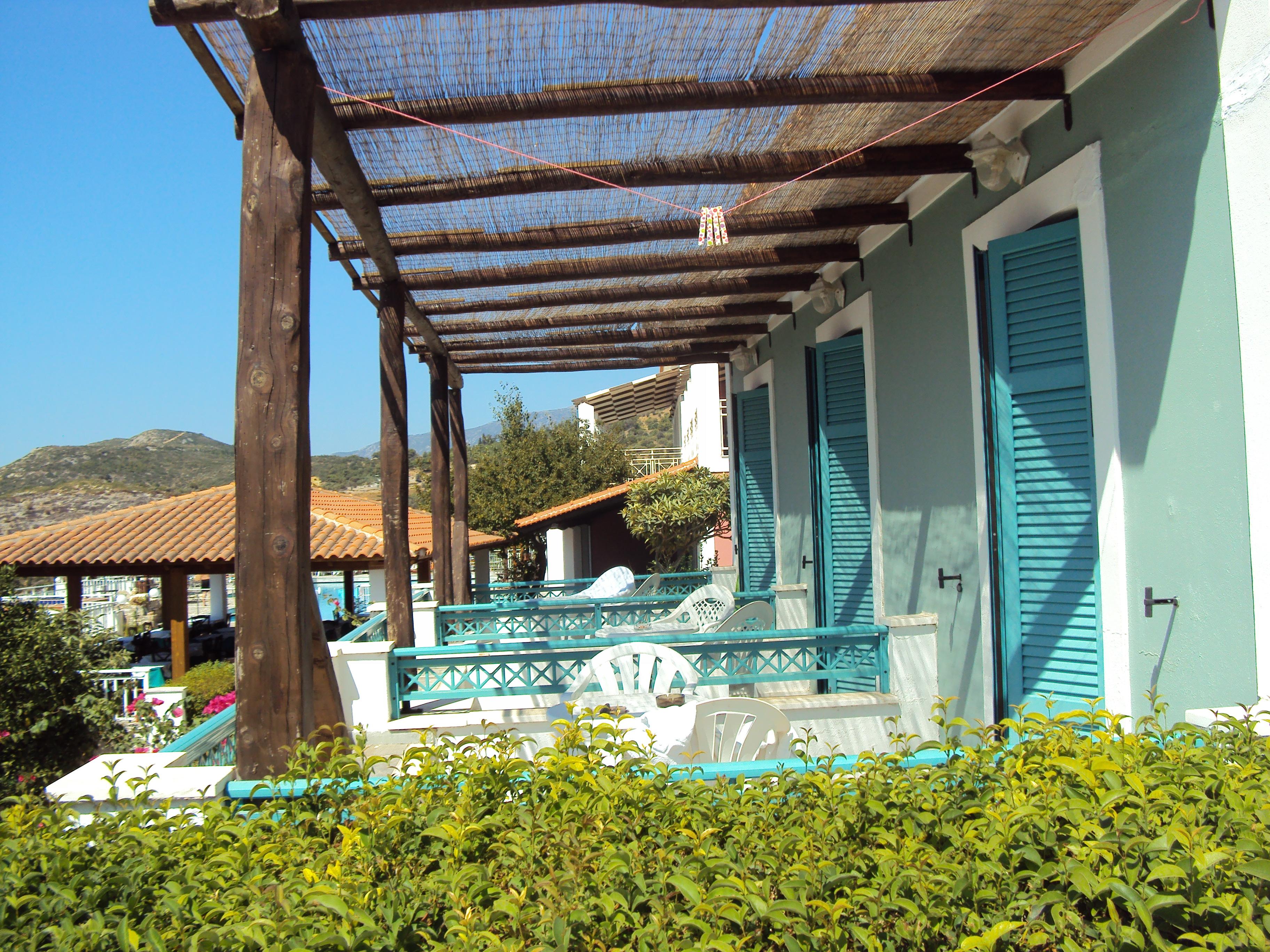 Mykali Hotel 71/74