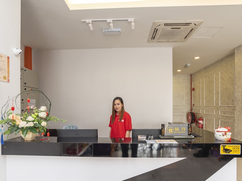 Zenz Hotel 3/50
