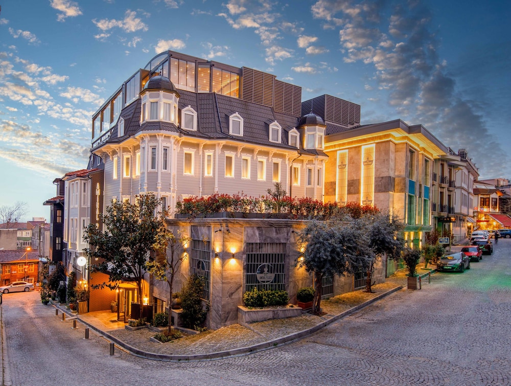 Amiral Palace Boutique Hotel 6/74