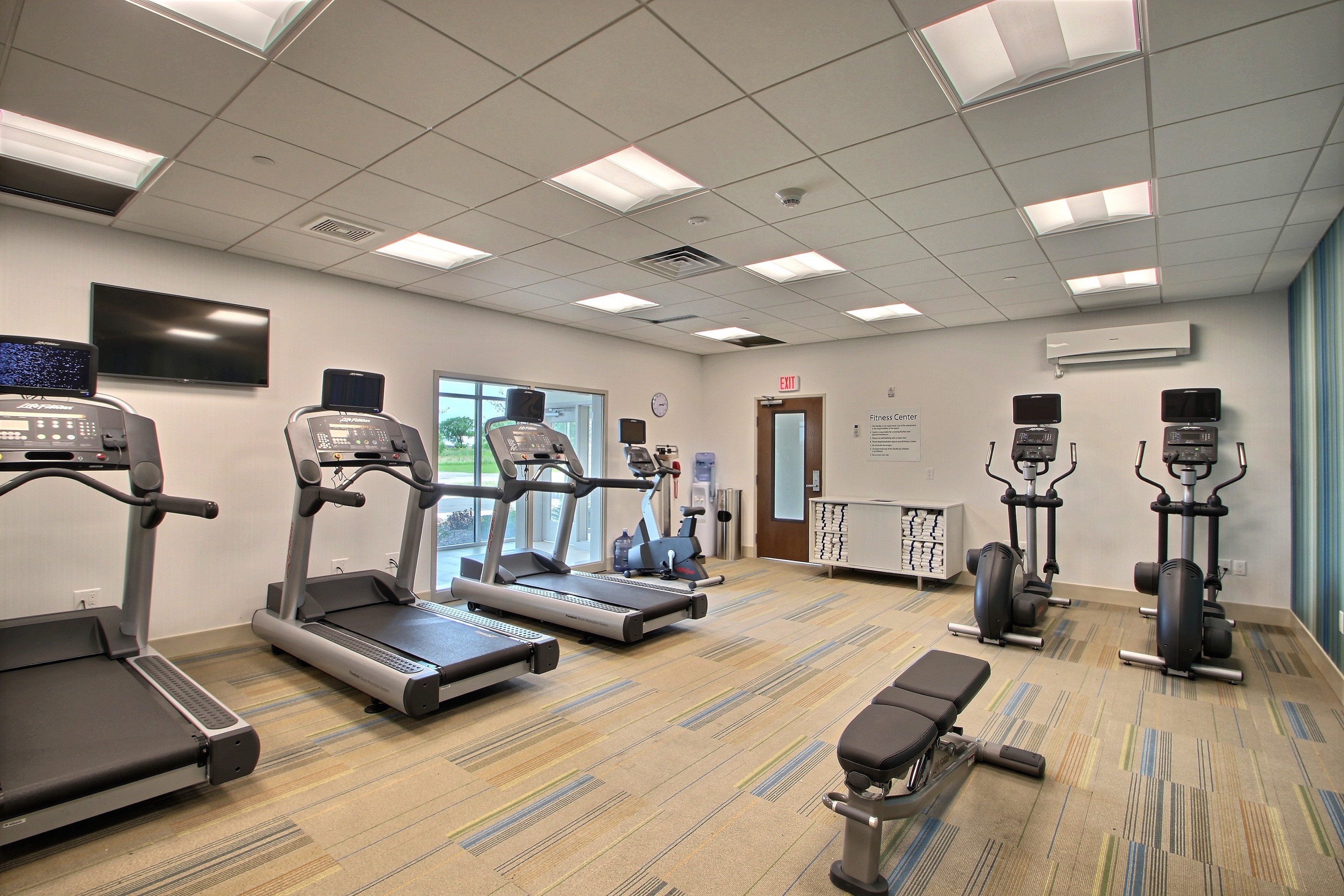 Holiday Inn Express & Suites FOND DU LAC 17/32