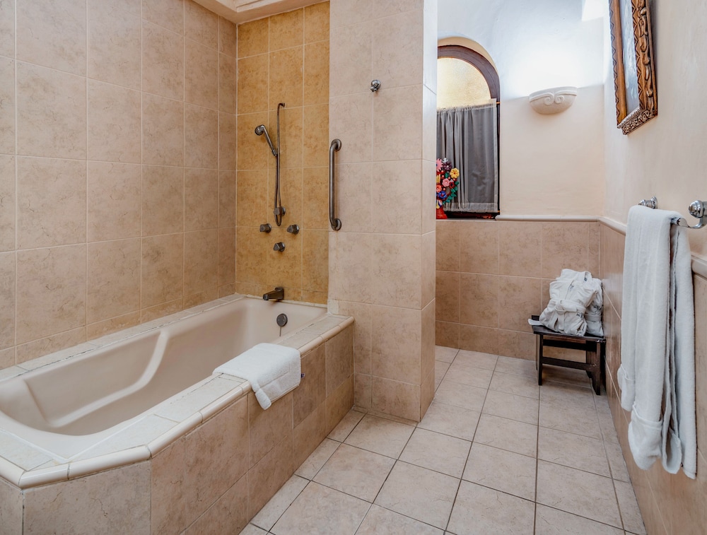 Premium, King Bed, Casa del Balam 6/6