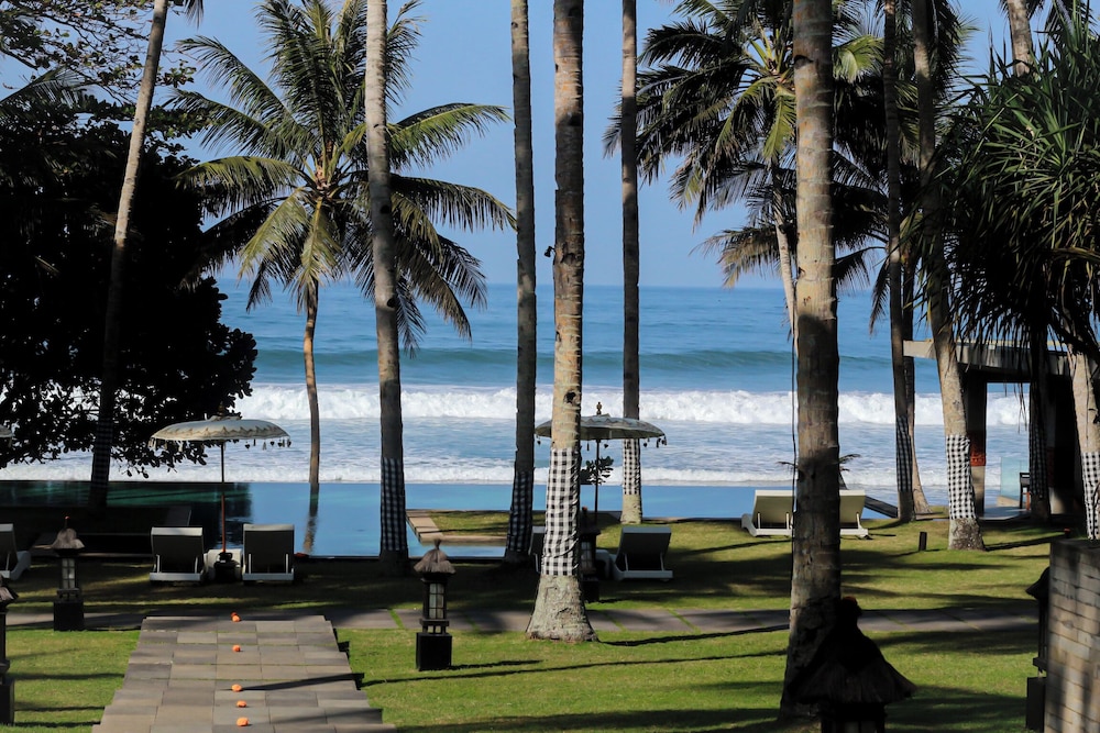Kelapa Retreat and Spa 56/59