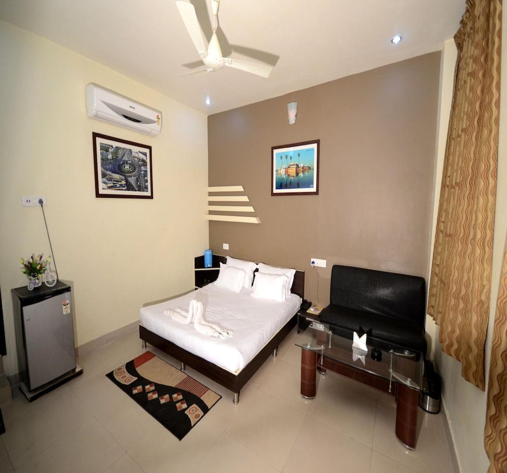 Hotel Kota Royal 26/49