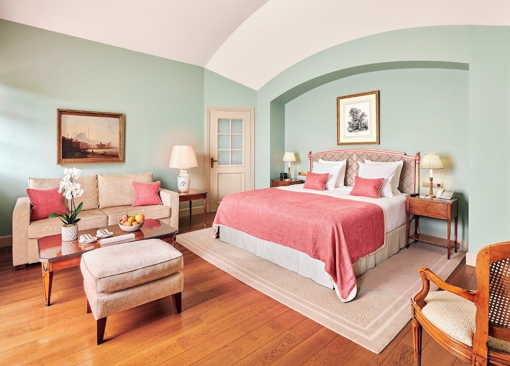 Junior Suite, King Bed