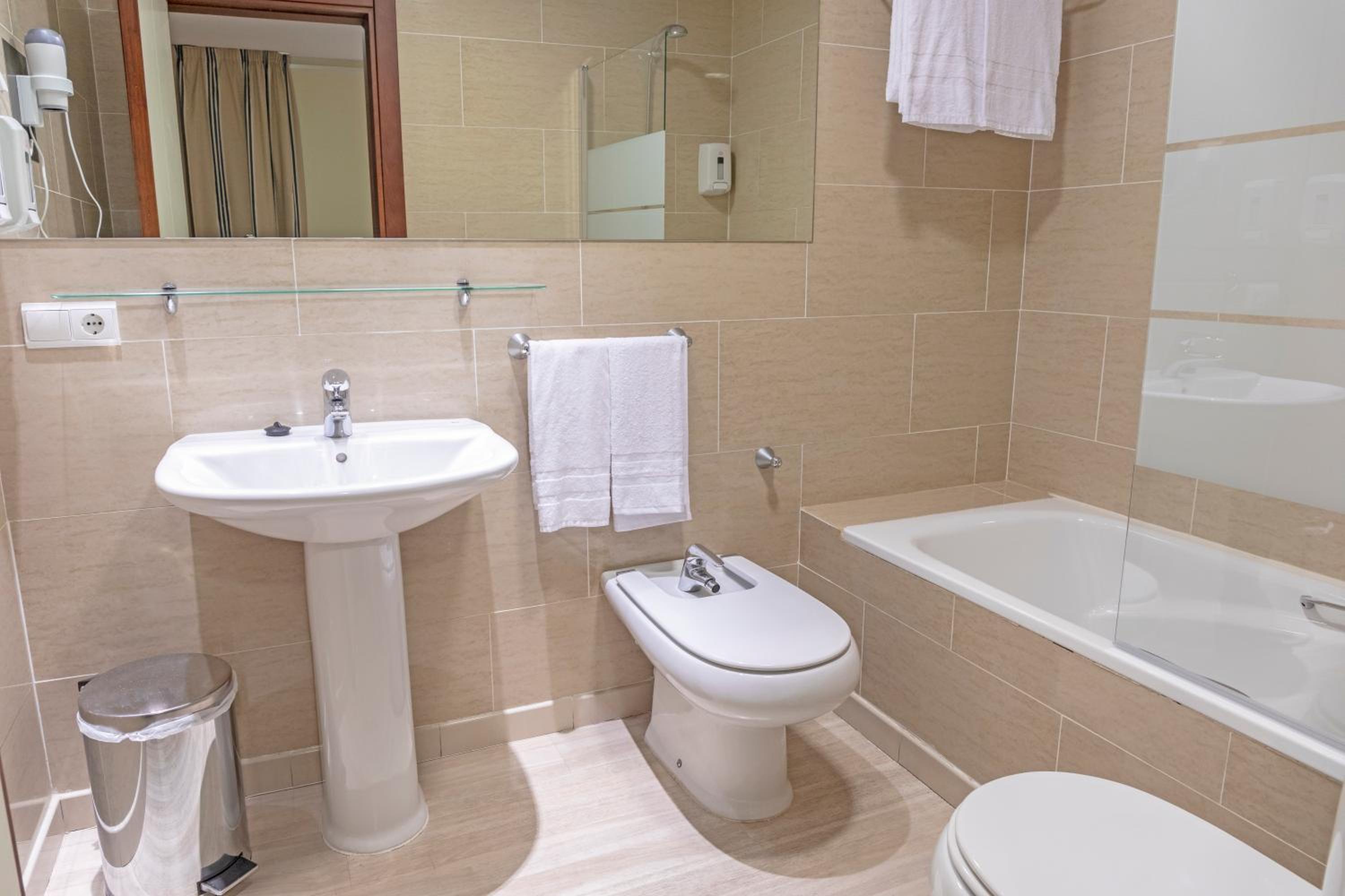 غرفة قياسية بسرير مزدوج أو سريرين منفصلين، Hotel Alda Ciudad de Soria 9/9