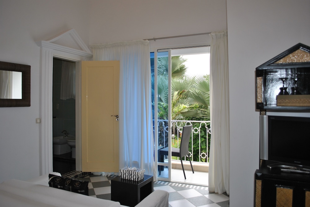 Coco Ocean Resort and Spa 55/55
