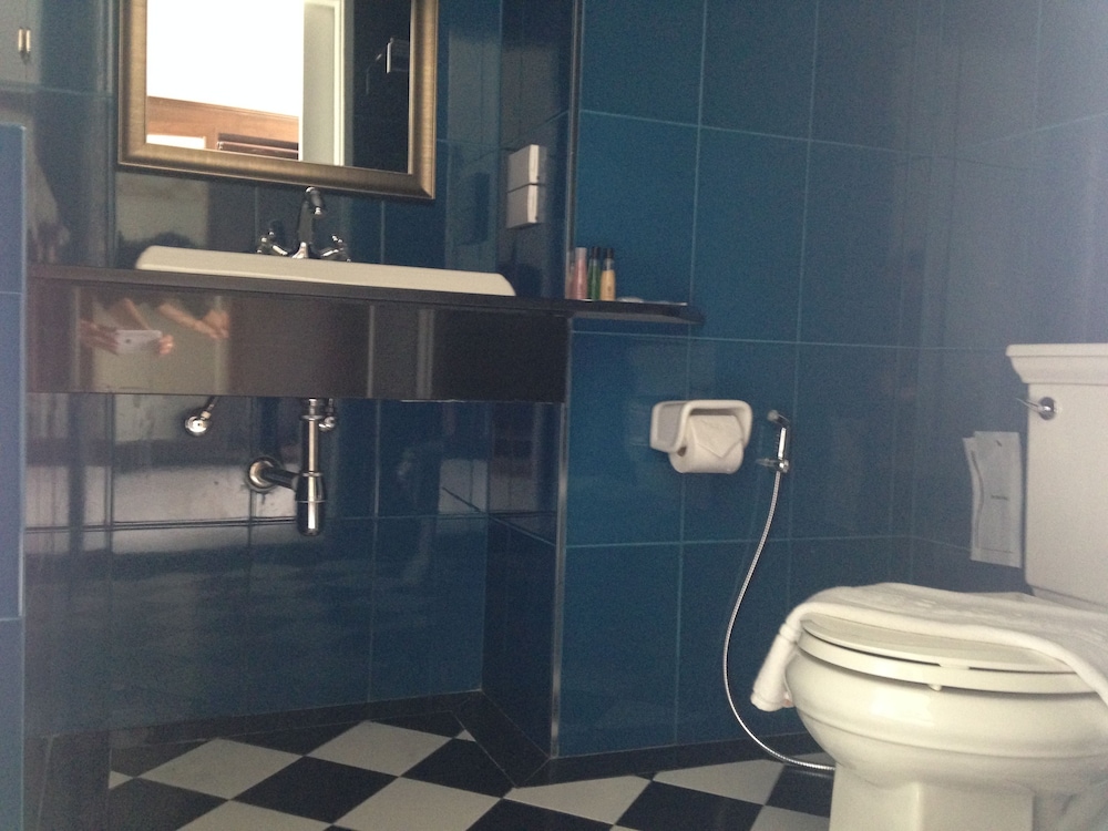 Koranaree Courtyard Boutique Hotel 38/39