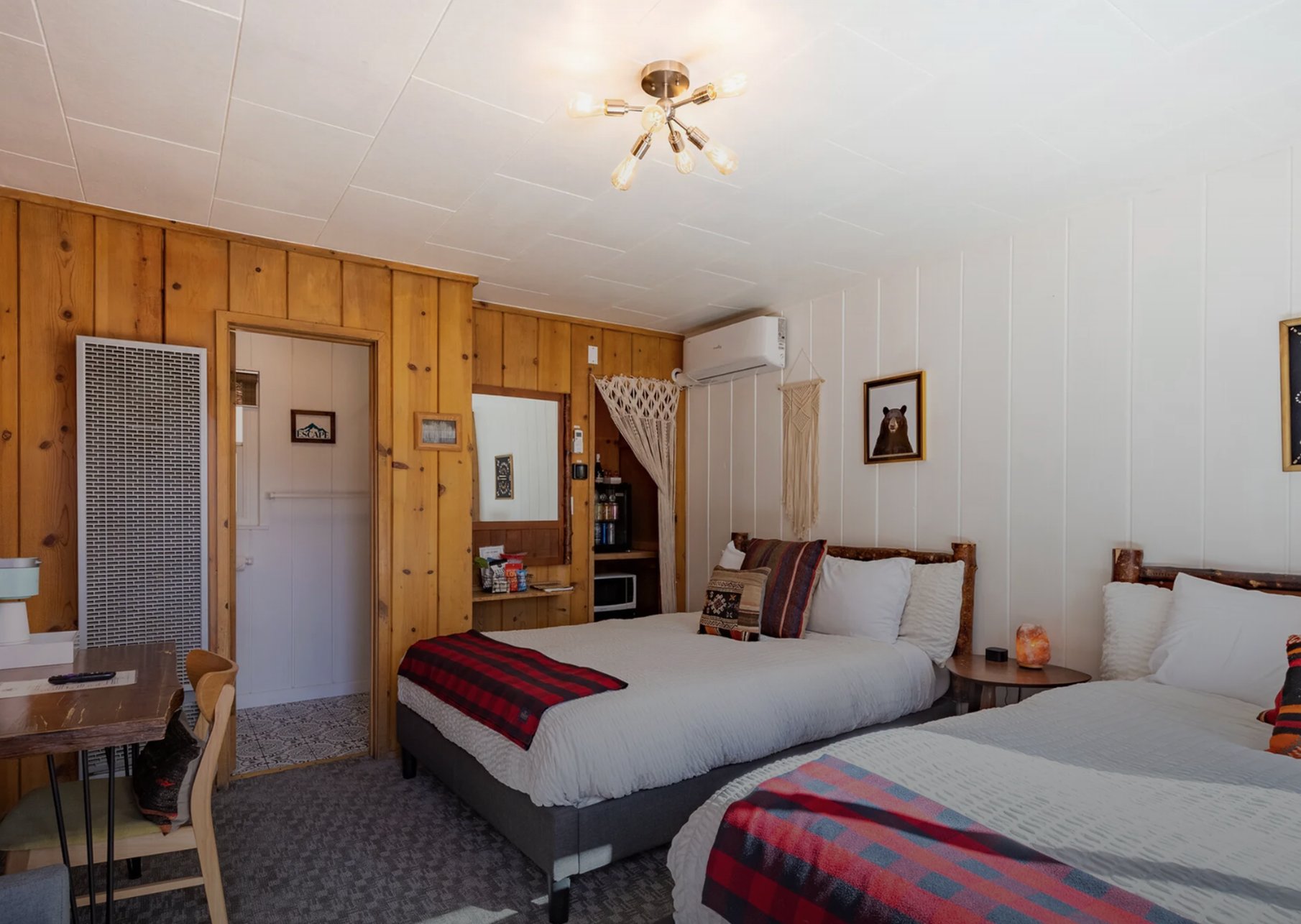 Grand Pine Cabins 23/43