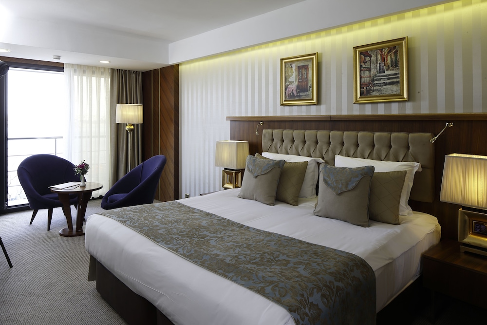 Zimmer Bosphorus Hotel 17/57