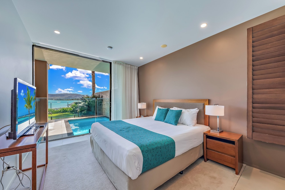 1 BEDROOM, EXECUTIVE, APARTMENT