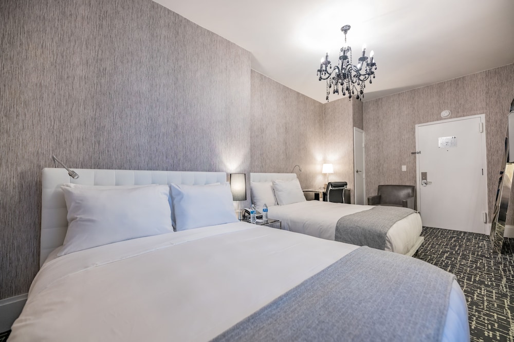 The Square Hotel 22/50