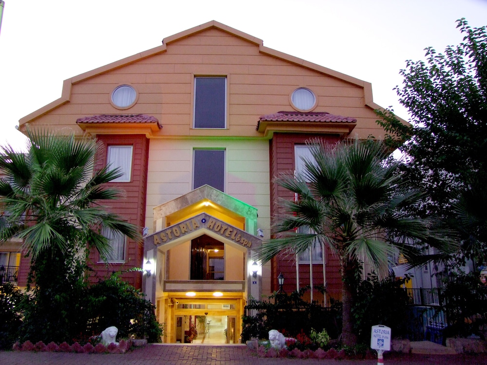 ASTORIA HOTEL 写真4