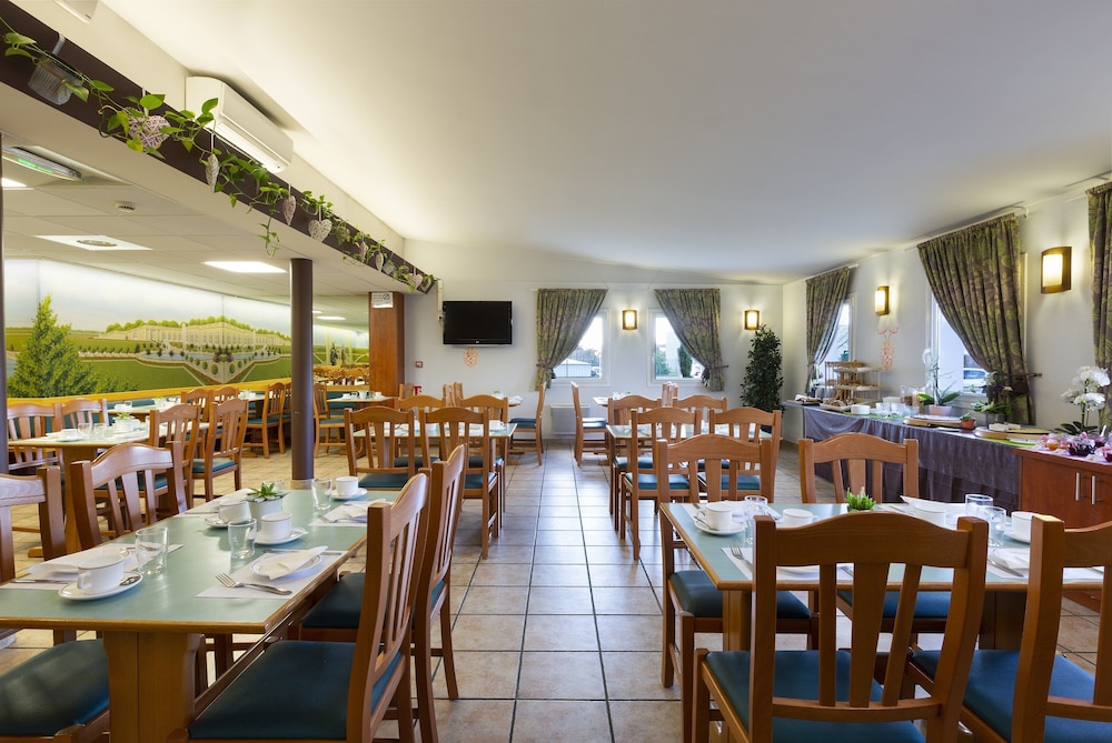 restaurant-cafeteria