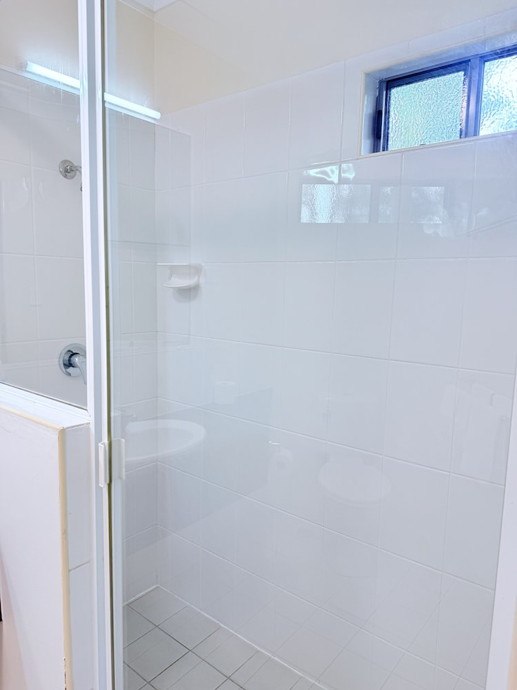 Emu Park Beach Resort 62/63