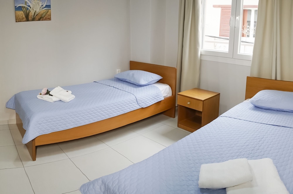 Heraklion Old Port Apartments 13/48