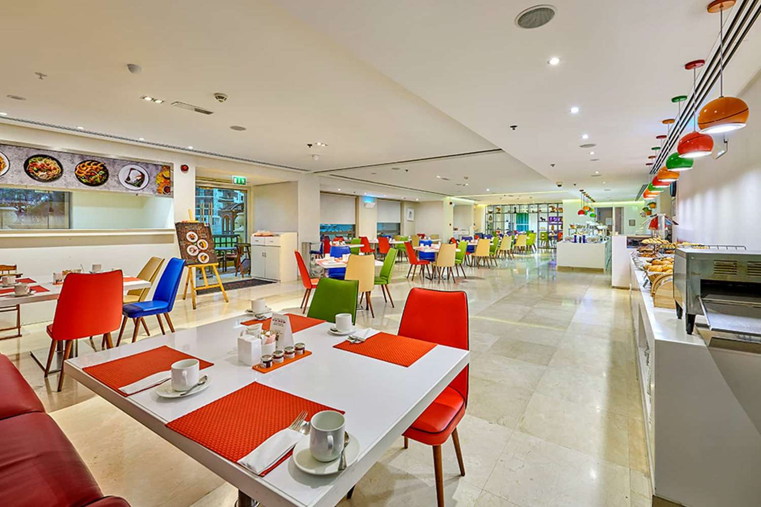 restaurant cafeteria