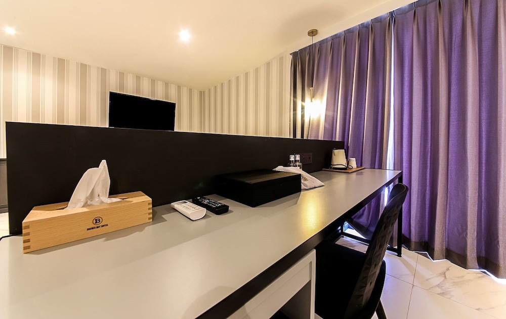 Hotel Yaja Chungmu Jagalchi 28/44
