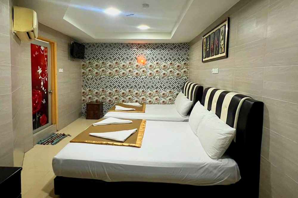 Batu Caves Business Hotel 4/21