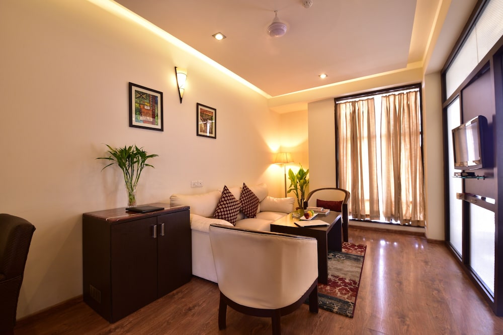 HOTEL SURYA PLAZA 24/46