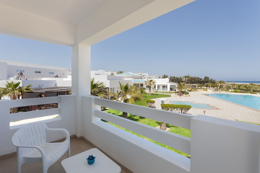 Hotel Nour Congress & Resort 12/40
