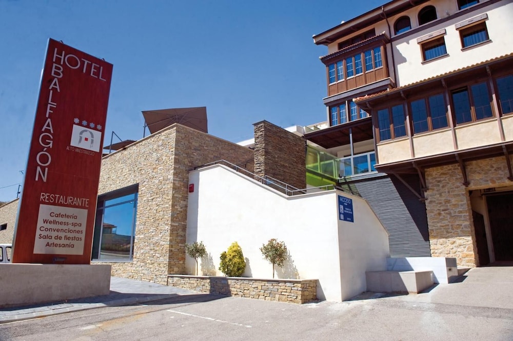 HOTEL & SPA BALFAGON 63/69