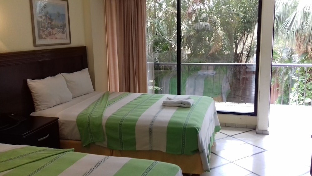 Hotel Ambassador Merida 22/72