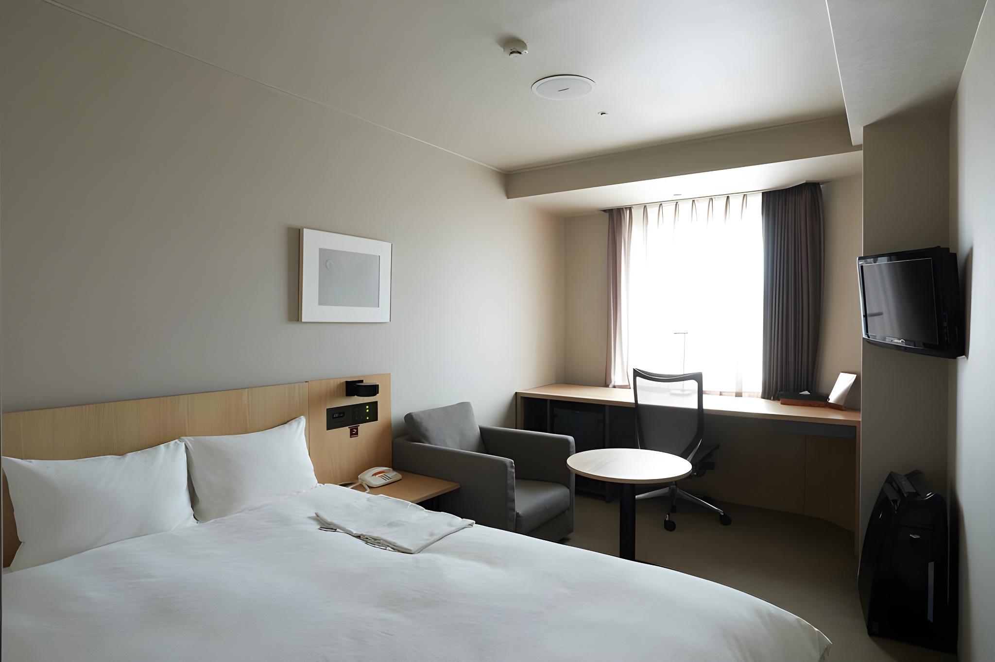 SEMI ROOM, STANDARD, SEMI DOUBLE BED